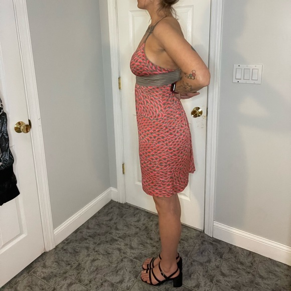 Trina Turk Red Sleeveless V-neck Silk Dress Scalloped Print Empire - Picture 4 of 16